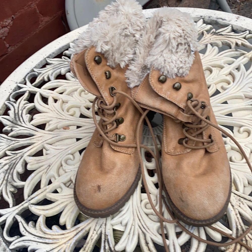 Tan booties sz. 9.5